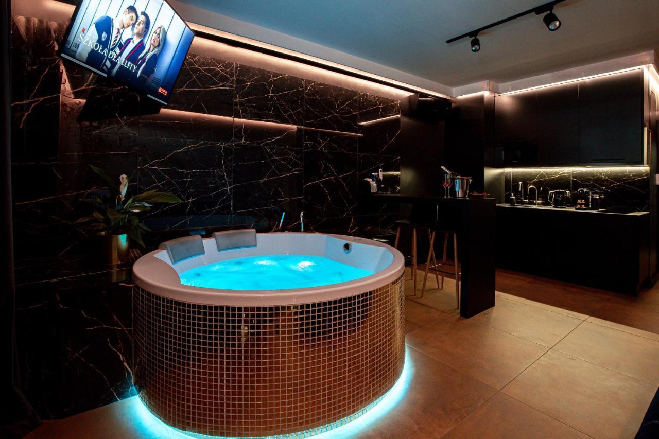 Jacuzzi Glass-House Central Station Красков Екстериор снимка