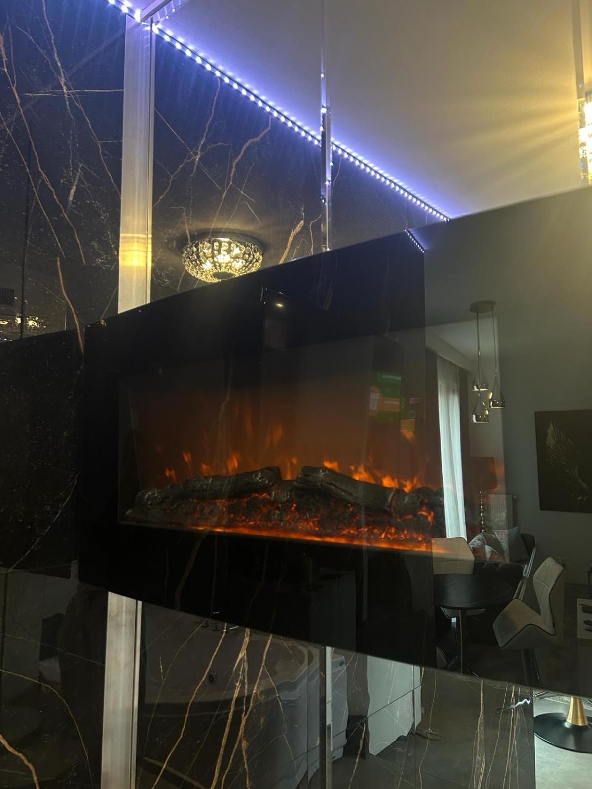 Jacuzzi Glass-House Central Station Красков Екстериор снимка